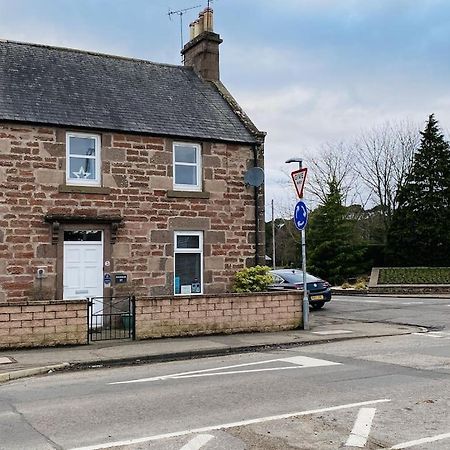 The Ramblers Rest - Whole Apartment - Pet Friendly - Close To Amenities And Walks Edzell Exterior photo