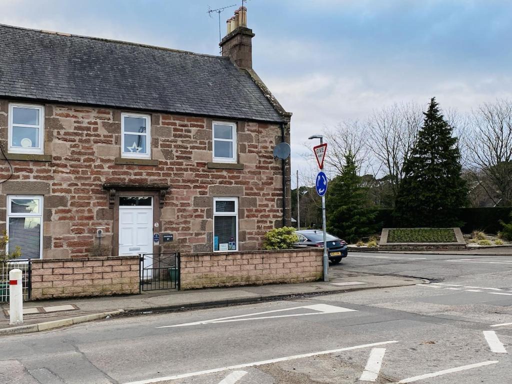 The Ramblers Rest - Whole Apartment - Pet Friendly - Close To Amenities And Walks Edzell Exterior photo
